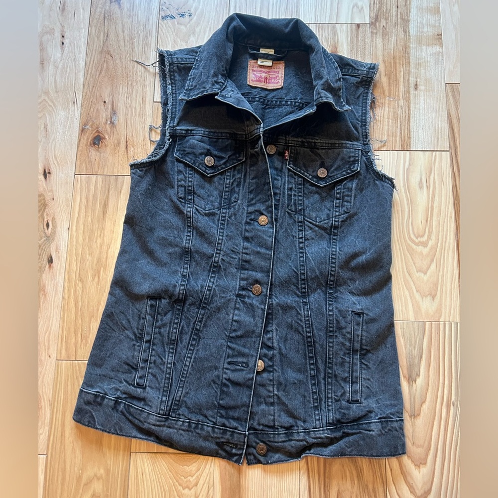 Levi's Black Denim Trucker Style Distressed Vest